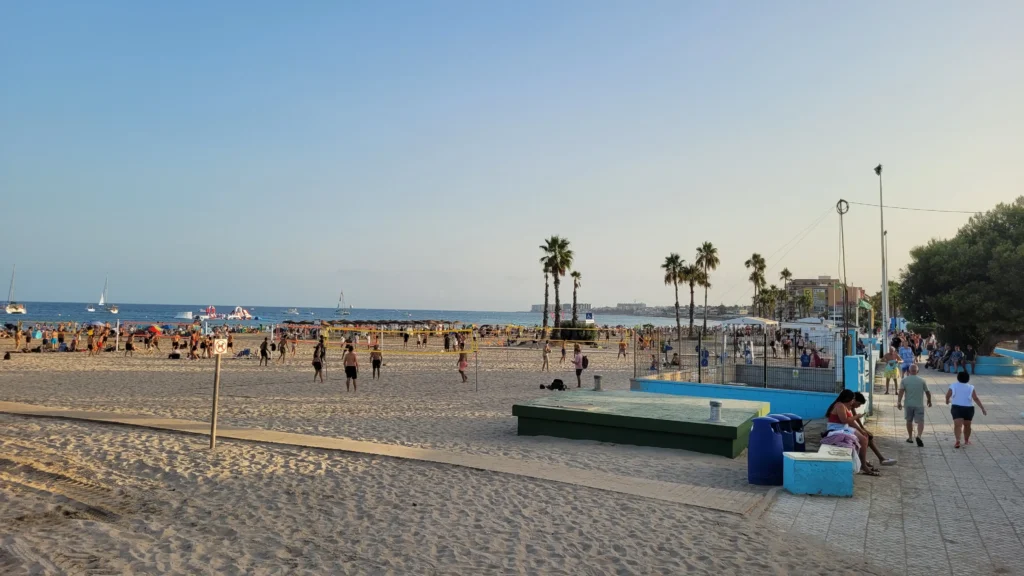 Playa de Los Naufragos Torrevieja