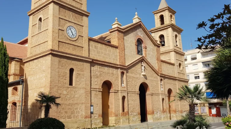 Torrevieja Parroquia Arciprestal de la Inmaculada Concepción Church, Torrevieja Without a Car
