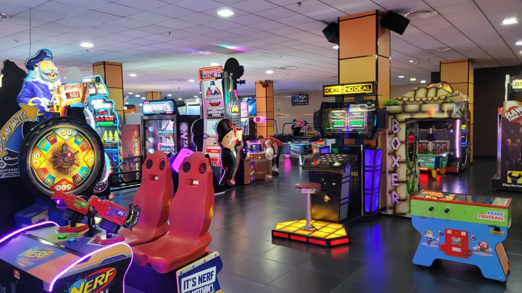Bowling Pleno Zenia Arcade