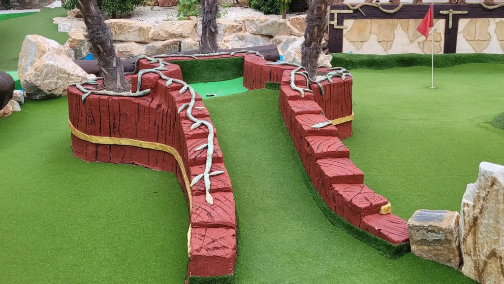 Greenlands Mini Golf