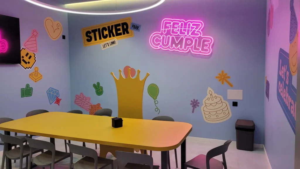 Sticker Park Birthday Room Punta Prima